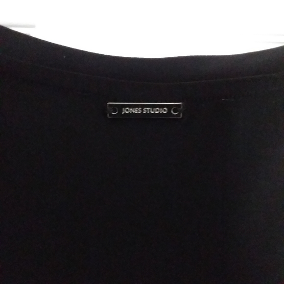 Jones Studio Ladies Sleeveless Tunic Top - Picture 6 of 9